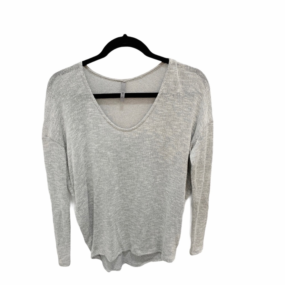 Jolie Silver Sweater, Size S
